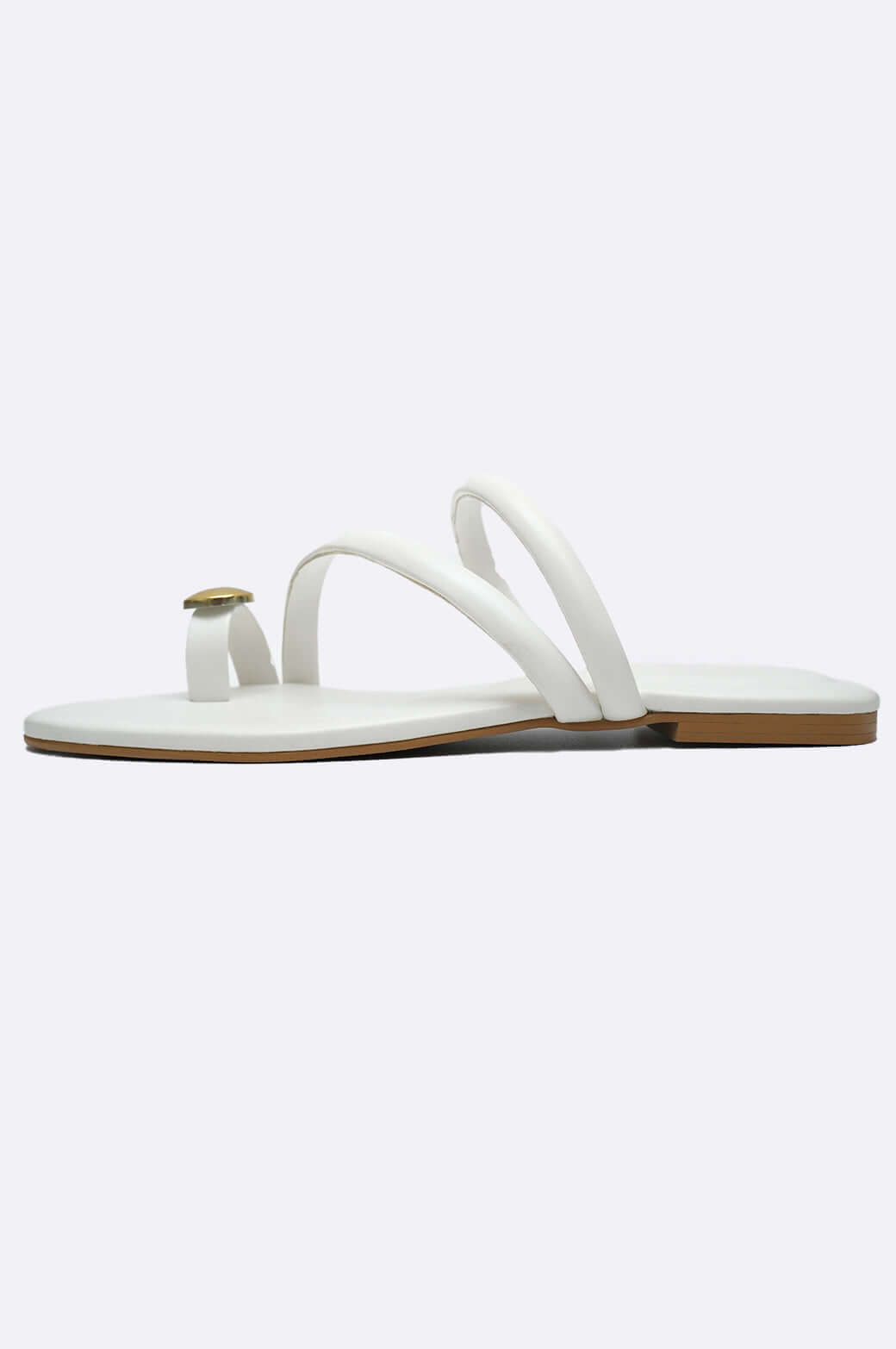 Cool Cami white handmade leather flat slipper with gold toe ring for women in UAE